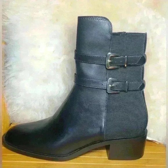 - Zara STRAPPY ANKLE BOOTS WITH BUCKLE🔥🔥🔥🔥🔥 - Picture 11 of 12